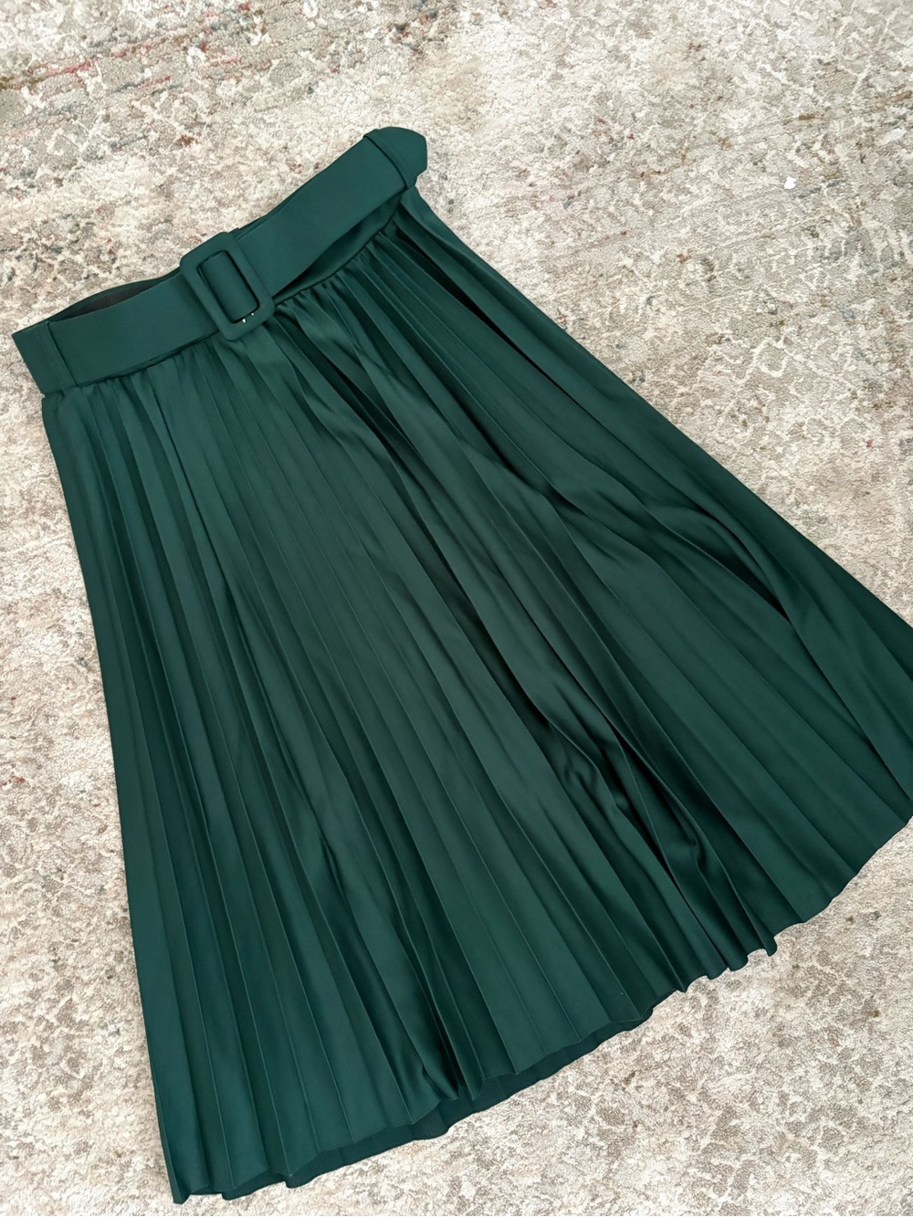 Pleated Dark Green Belted Midi Skirt